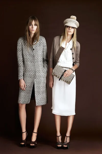 Look 3